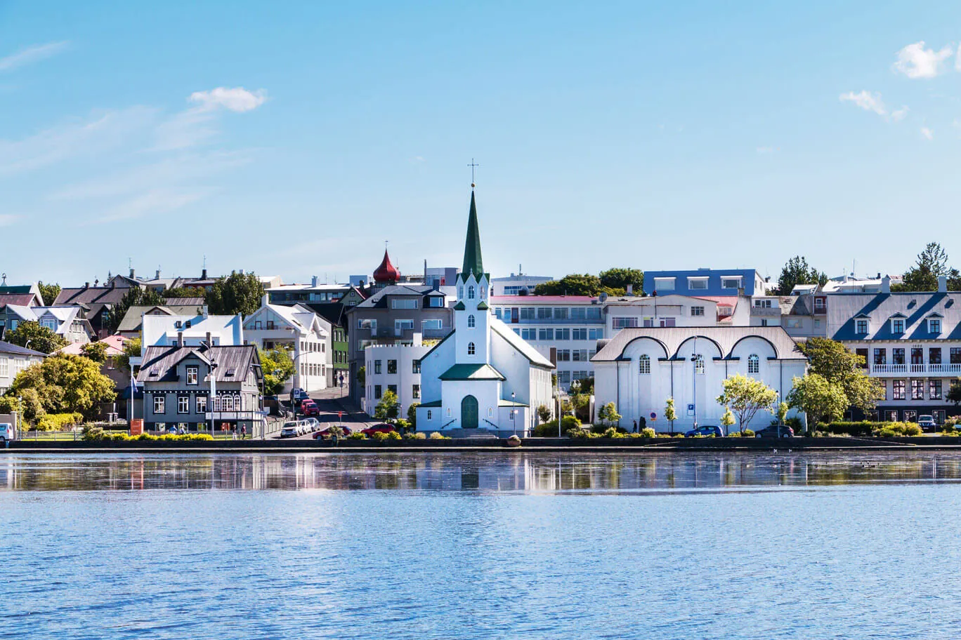 Your guide to buying property in Iceland RE/MAX Europe